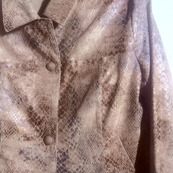 t/o Women's Tan Snake Print Leather Jacket - Picture 4 of 9